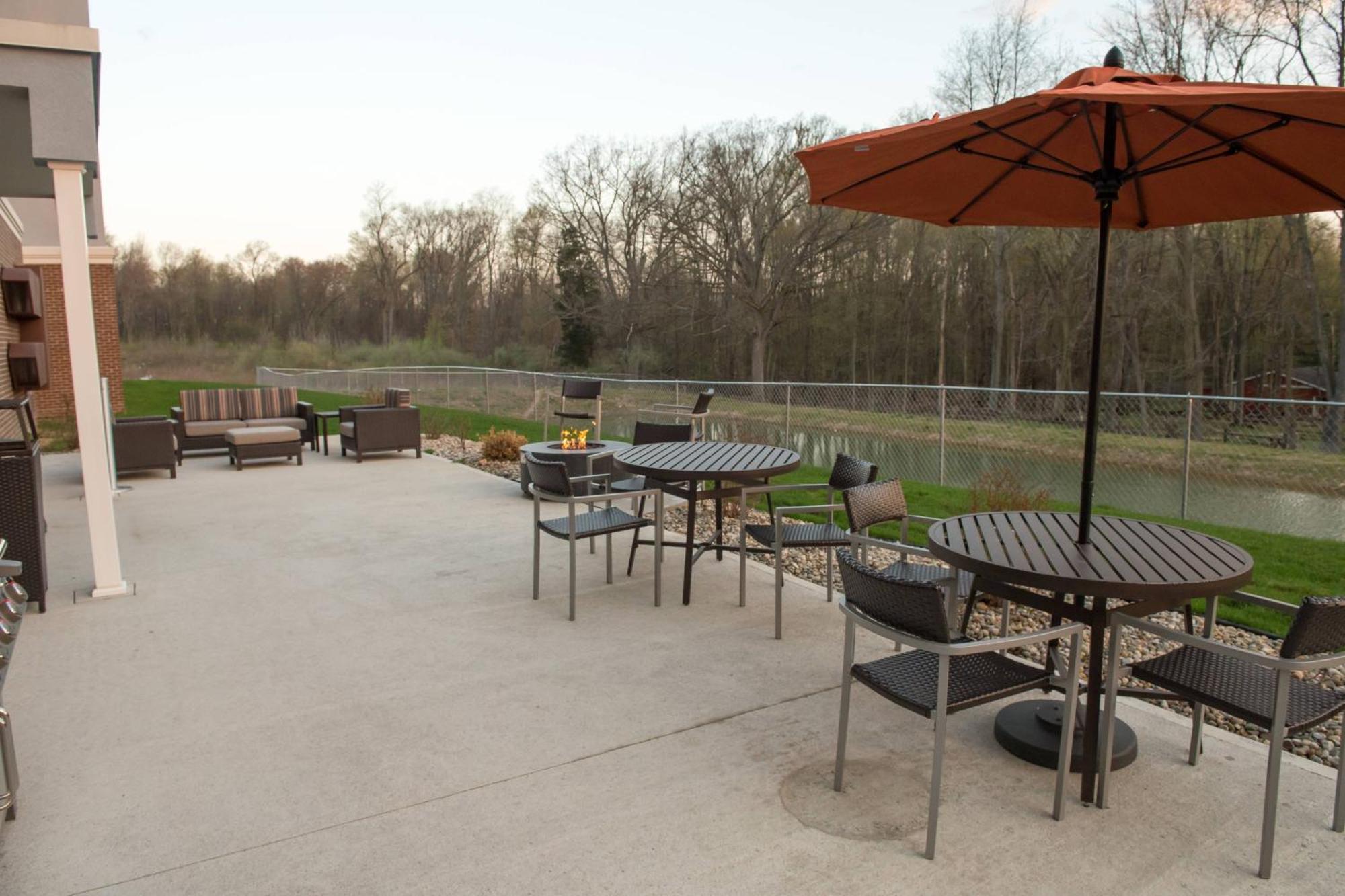 Towneplace Suites By Marriott Battle Creek Kültér fotó